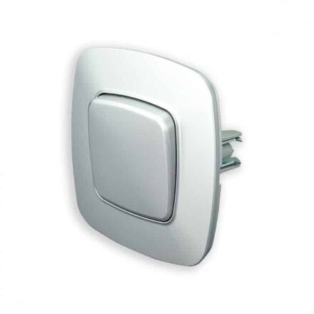 Вимикач 1-клавішний срібло ELA