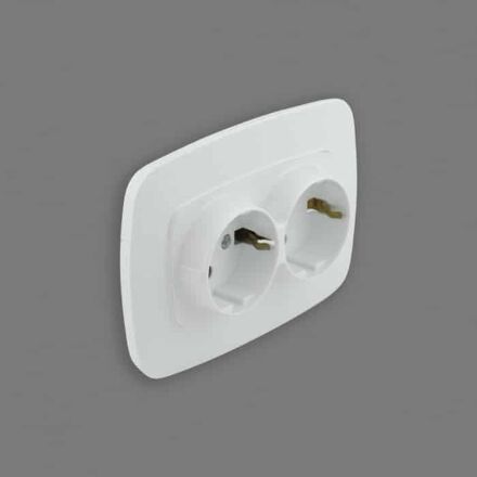 Розетка подвійна з заземленням біла ELA