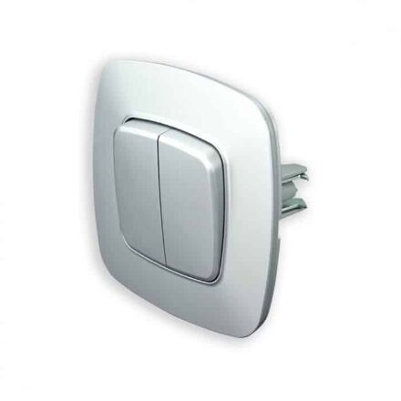 Вимикач 2-клавішний срібло ELA
