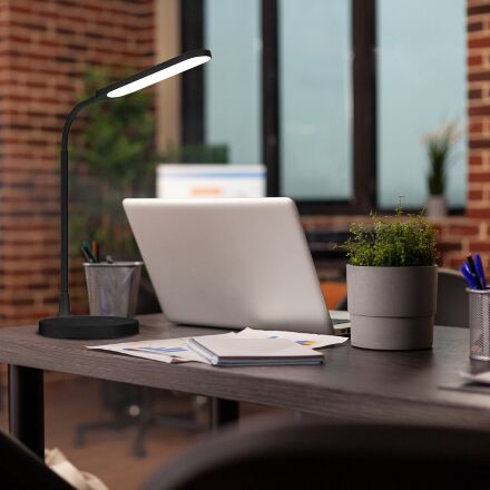 Настільна лампа з акумулятором EUROLAMP LED 10W 350lm 4000K 1800mAh чорна