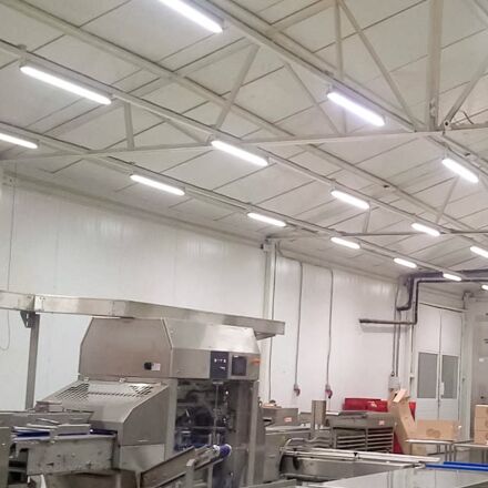 Світильник лінійний квадратний Falcon LED EUROLAMP 10W 4000K 1880Lm 600mm