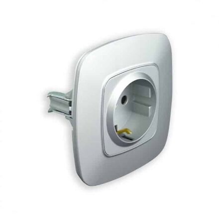 Розетка одинарна з заземленням срібло ELA
